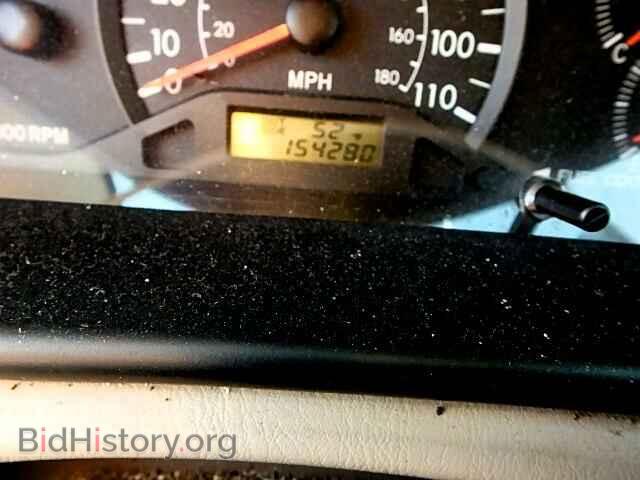 2003 TOYOTA COROLLA - VIN: JTDBR32E132007623 - Фото 8