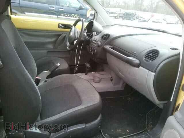 2000 VOLKSWAGEN BEETLE - VIN: 3VWCA21C0YM414917 - Фото 5