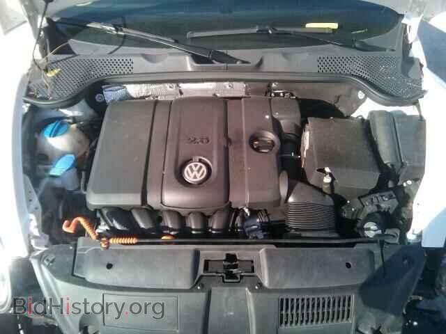 2013 VOLKSWAGEN BEETLE - VIN: 3VWFP7AT9DM644412 - Фото 7