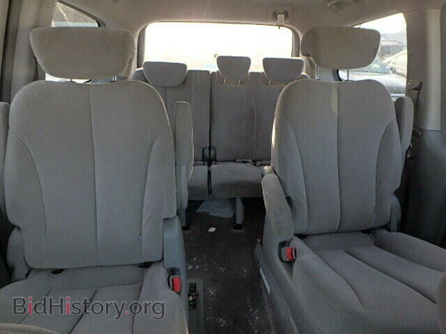 2007 HYUNDAI ENTOURAGE - VIN: KNDMC233576026790 - Фото 6