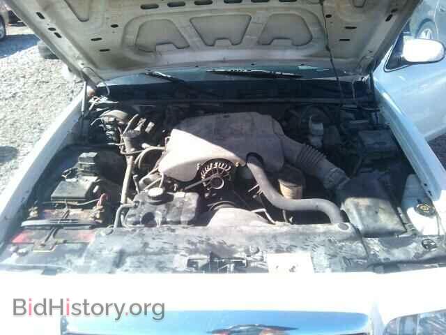 2002 FORD CROWN VIC - VIN: 2FAFP71W02X124913 - Фото 7