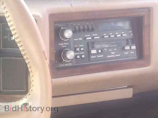 1991 CADILLAC DEVILLE - VIN: 1G6CD53B5M4294833 - Фото 9