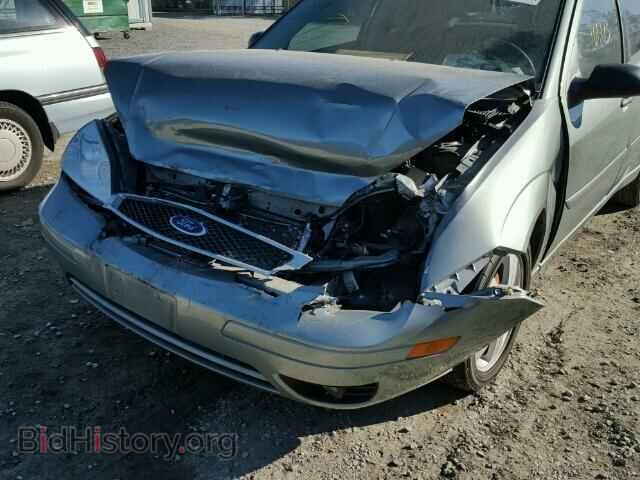 2005 FORD FOCUS - VIN: 3FAFP37N85R111904 - Фото 9