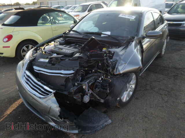2013 CHRYSLER 200 - VIN: 1C3CCBAB2DN641969 - Photo 2