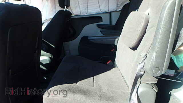 2011 DODGE CARAVAN - VIN: 2D4RN3DG1BR637086 - Фото 6