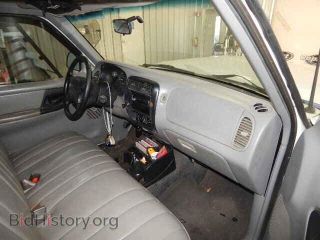 1996 MAZDA B2300 - VIN: 4F4CR12AXTTM17778 - Фото 5