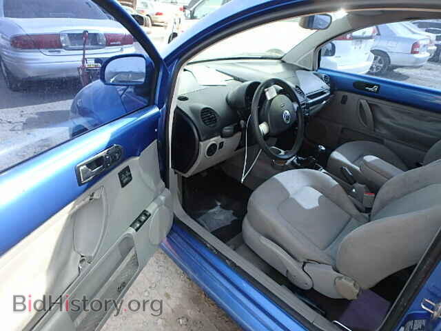 2000 VOLKSWAGEN BEETLE - VIN: 3VWCA21C4YM470875 - Фото 9