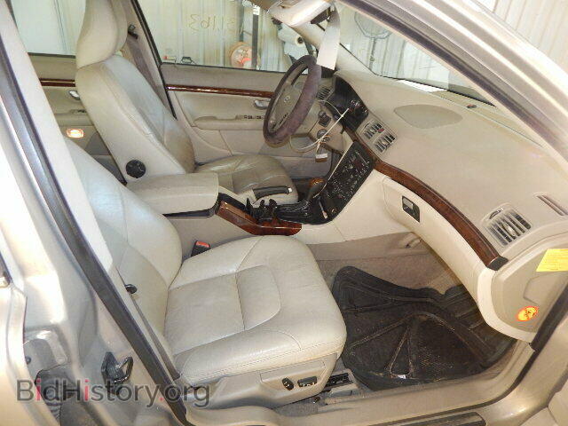 2005 VOLVO S80 - VIN: YV1TS592251403577 - Фото 5