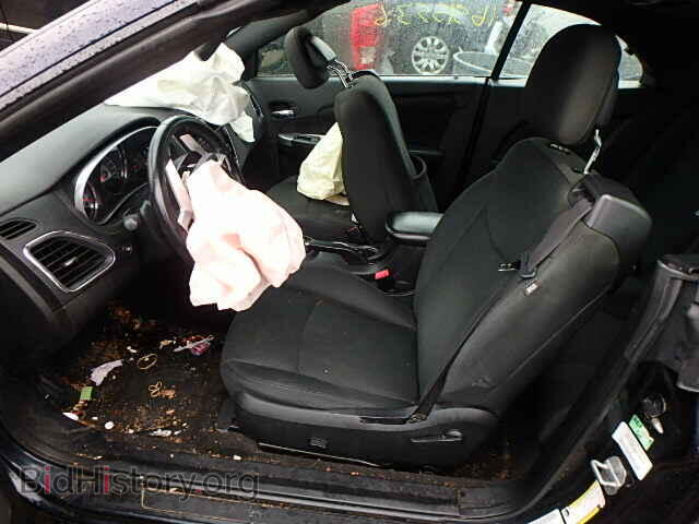 2011 CHRYSLER 200 - VIN: 1C3BC2EB3BN509886 - Фото 5
