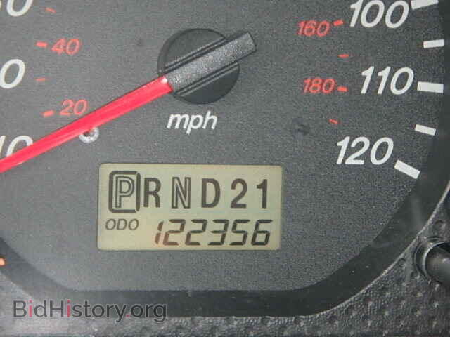 2003 MAZDA TRIBUTE - VIN: 4F2CZ96103KM16727 - Фото 8