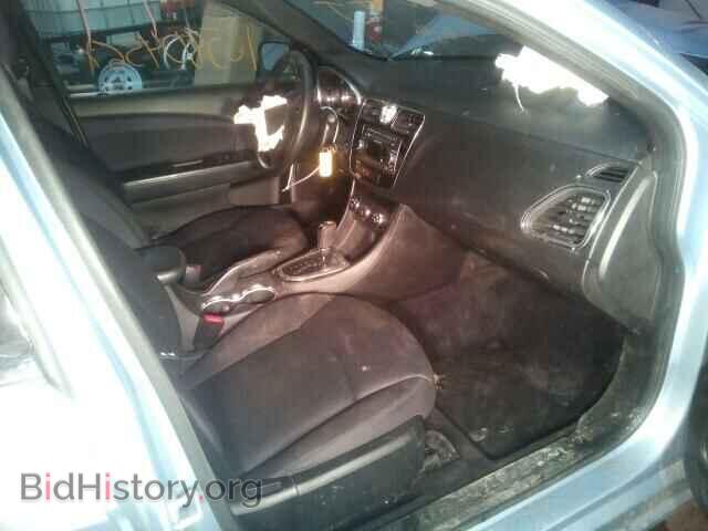 2014 CHRYSLER 200 - VIN: 1C3CCBAB4EN208252 - Фото 5
