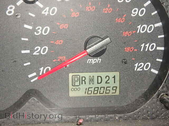 2002 MAZDA TRIBUTE - VIN: 4F2YU09122KM11832 - Фото 8