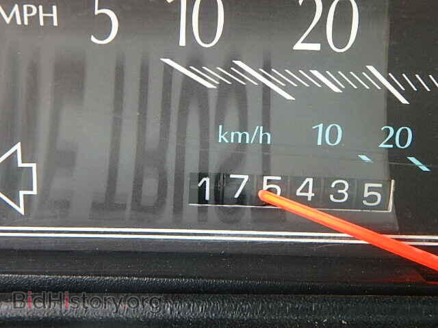 1993 CADILLAC DEVILLE - VIN: 1G6CD53B4P4274657 - Фото 8