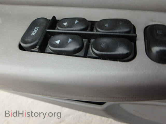 2000 FORD ESCORT - VIN: 3FAFP13P8YR234957 - Фото 10
