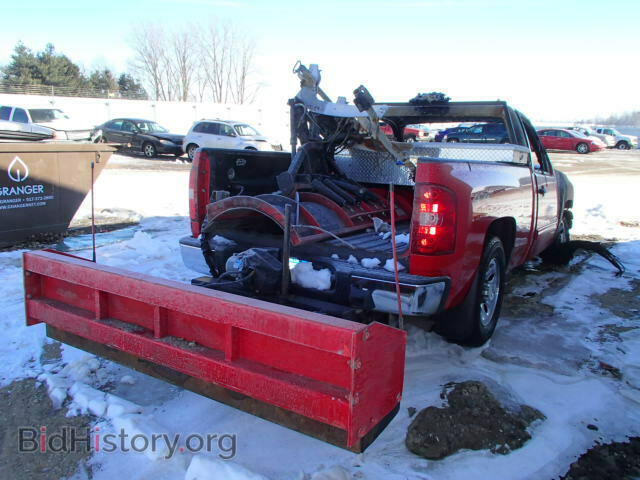 2011 CHEVROLET SILVERADO - VIN: 1GCNKPE02BZ135531 - Фото 4