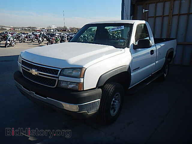 2005 CHEVROLET SILVERADO - VIN: 1GCHC24U95E277243 - Фото 2
