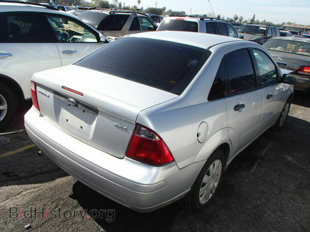 2006 FORD FOCUS - VIN: 1FAFP34N16W219350 - Фото 4