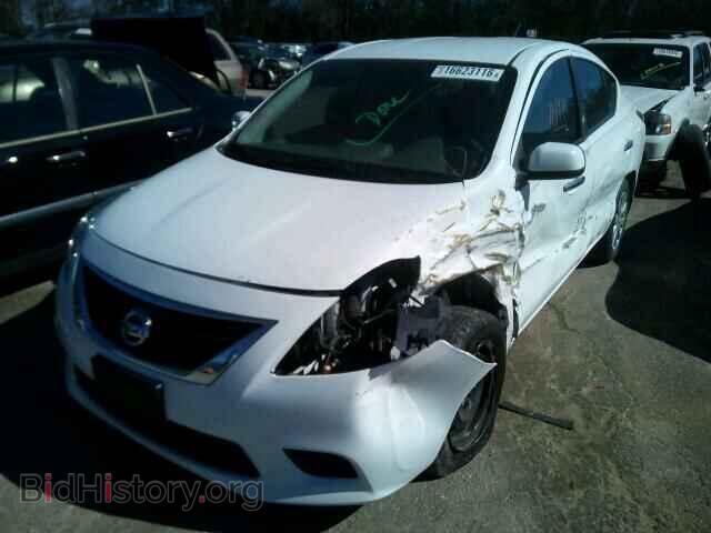 2013 NISSAN VERSA - VIN: 3N1CN7AP2DL868614 - Фото 2