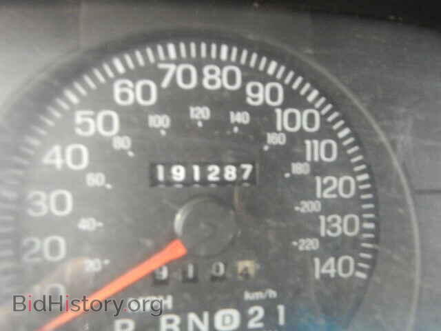 2000 FORD CROWN VIC - VIN: 2FAFP71W1YX175720 - Фото 8