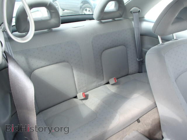 2000 VOLKSWAGEN BEETLE - VIN: 3VWBC21C3YM474339 - Фото 6