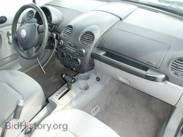 2000 VOLKSWAGEN BEETLE - VIN: 3VWBC21C3YM474339 - Фото 9