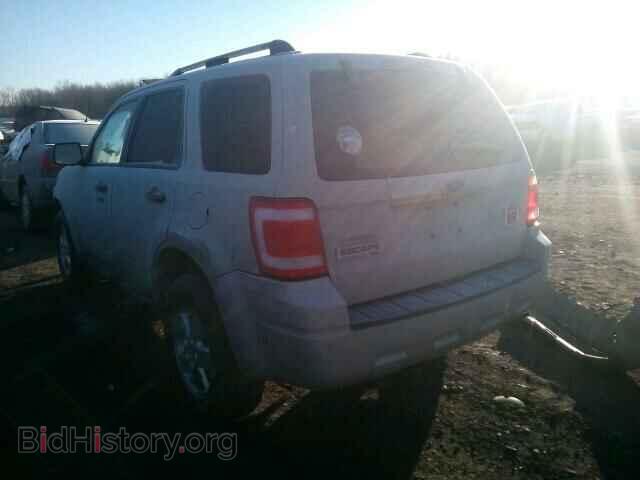 2009 FORD ESCAPE - VIN: 1FMCU03799KC84784 - Фото 3