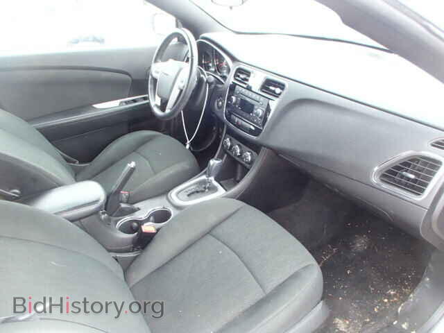 2011 CHRYSLER 200 - VIN: 1C3BC2EB0BN586134 - Фото 5