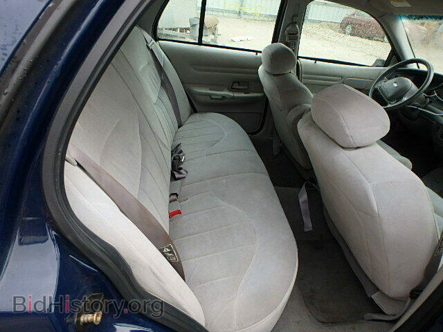 2002 FORD CROWN VIC - VIN: 2FAFP71W92X135568 - Фото 6