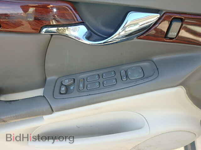 2002 CADILLAC DEVILLE - VIN: 1G6KD54Y62U177337 - Photo 10