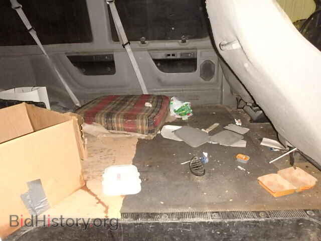 2000 FORD ECONOLINE - VIN: 1FBSS31L7YHA49520 - Фото 6