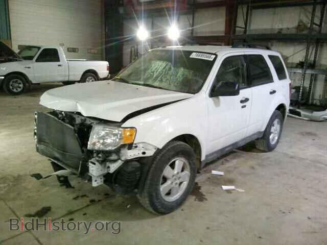 2011 FORD ESCAPE - VIN: 1FMCU0D71BKB75255 - Фото 2