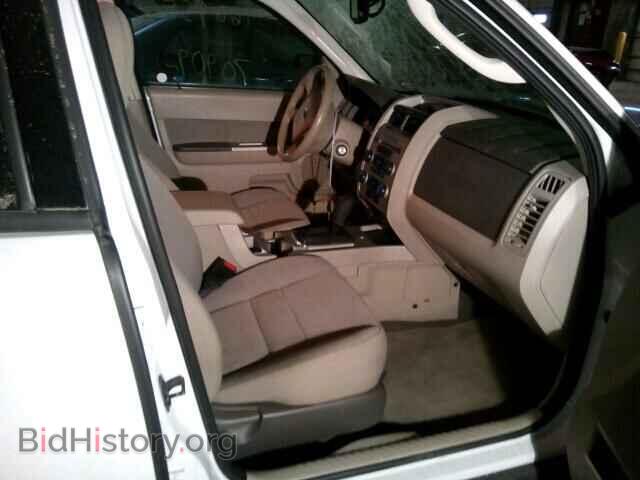 2011 FORD ESCAPE - VIN: 1FMCU0D71BKB75255 - Фото 5