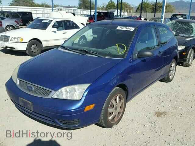 2005 FORD FOCUS - VIN: 3FAFP31N25R147399 - Photo 2