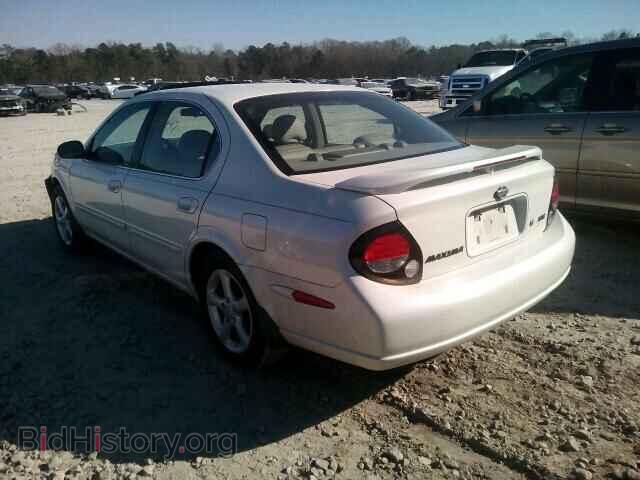 2000 NISSAN MAXIMA - VIN: JN1CA31D2YT703500 - Photo 3