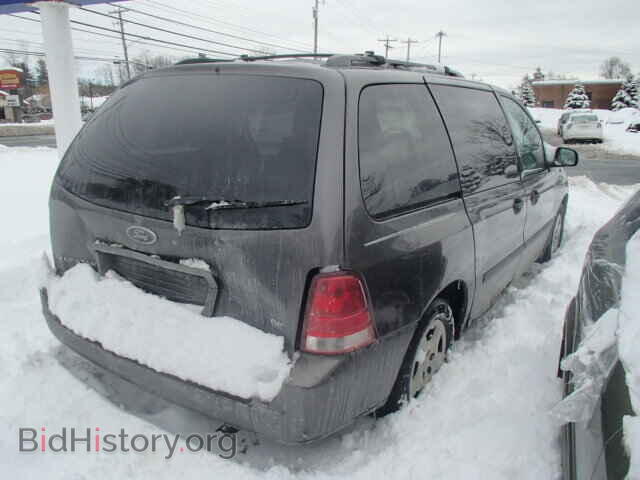 2005 FORD FREESTAR - VIN: 2FMDA51675BA71406 - Photo 4