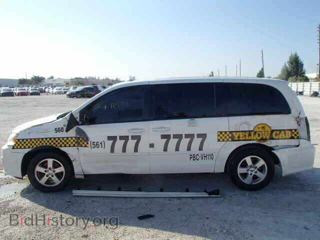 2011 DODGE CARAVAN - VIN: 2D4RN3DG2BR731638 - Photo 10
