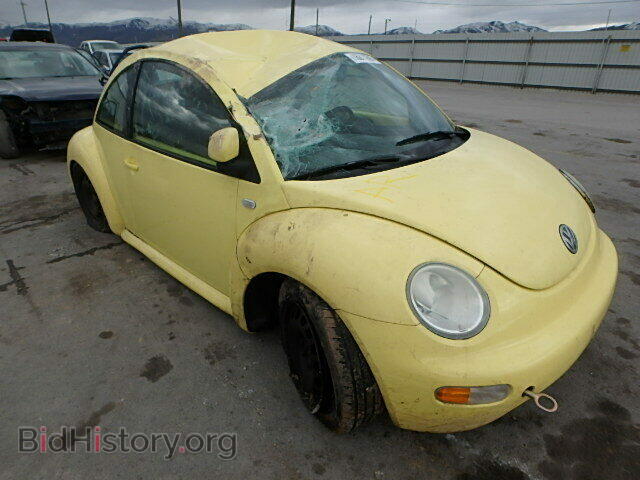 Photo 3VWCA21C4YM408182 - VOLKSWAGEN BEETLE 2000