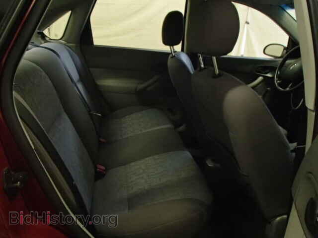 2005 FORD FOCUS - VIN: 1FAFP34NX5W292232 - Фото 6