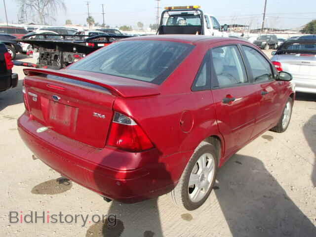 2005 FORD FOCUS - VIN: 1FAFP34N75W306572 - Фото 4
