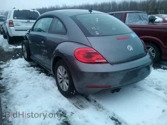 2014 VOLKSWAGEN BEETLE - VIN: 3VWFP7AT2EM624133 - Фото 3