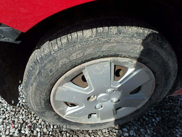 2008 FORD FOCUS - VIN: 1FAHP32N48W220877 - Фото 10