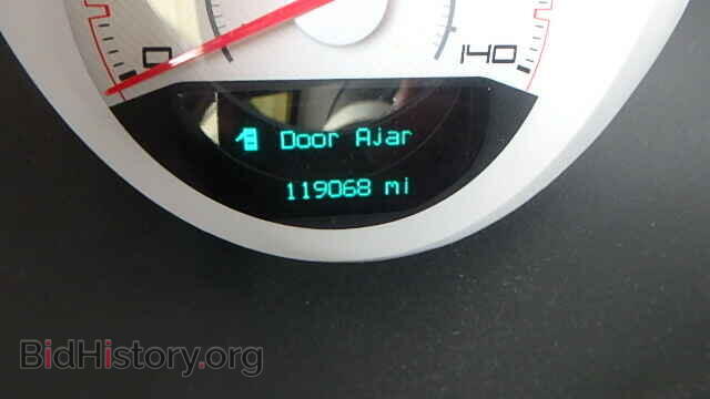 2011 DODGE CHALLENGER - VIN: 2B3CJ4DG5BH601025 - Фото 8