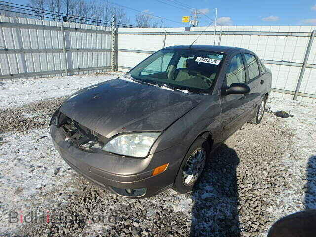 2005 FORD FOCUS - VIN: 1FAFP34N45W296650 - Фото 2