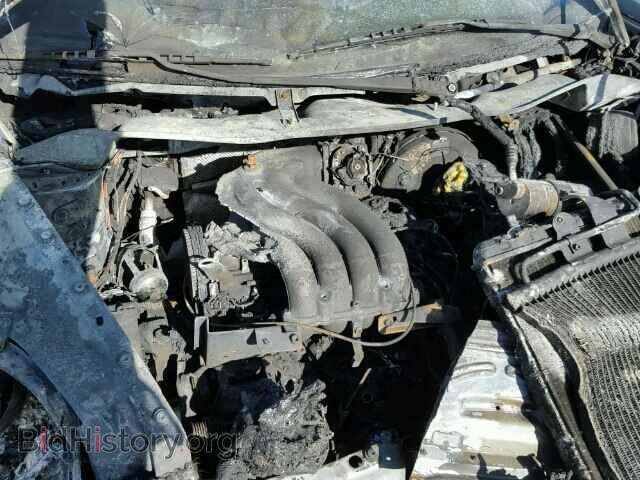 2000 VOLKSWAGEN BEETLE - VIN: 3VWCC21C1YM402267 - Фото 7