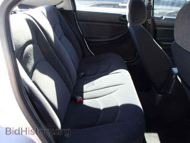 2004 CHRYSLER SEBRING - VIN: 1C3EL46X24N277870 - Фото 6