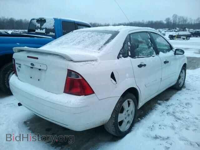 2007 FORD FOCUS - VIN: 1FAHP34N07W137801 - Photo 4