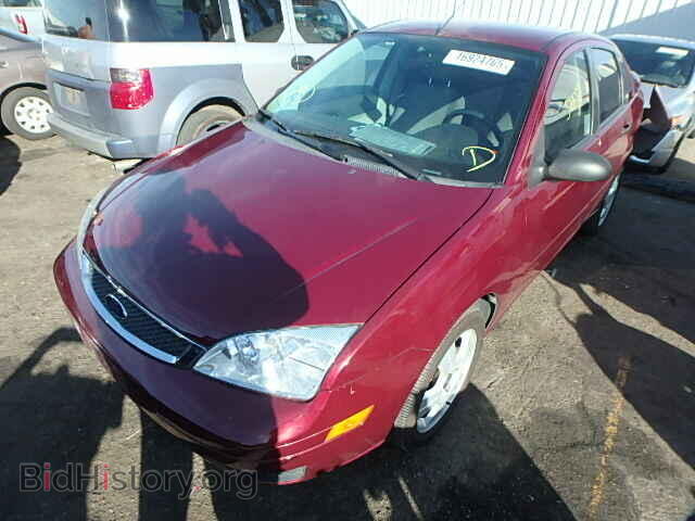 2007 FORD FOCUS - VIN: 1FAHP34N67W215952 - Фото 2