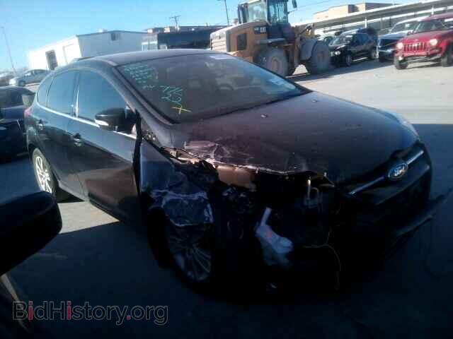 Photo 1FAHP3M29CL393226 - FORD FOCUS 2012