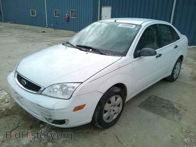 2007 FORD FOCUS - VIN: 1FAHP34N97W268452 - Photo 2
