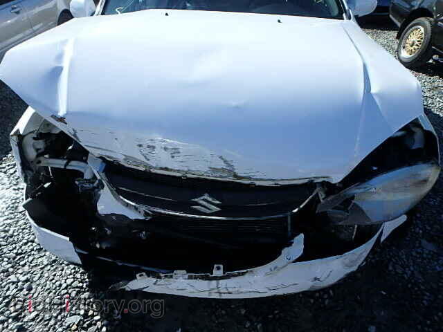 2008 SUZUKI FORENZA - VIN: KL5JD56Z98K797270 - Фото 10